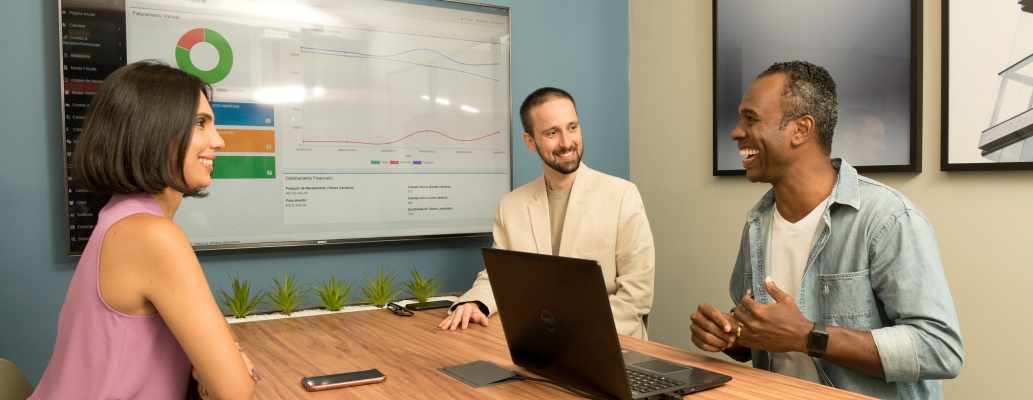 Coworking e aprendizado: por que empreendedores evoluem mais rápido nesses espaços?