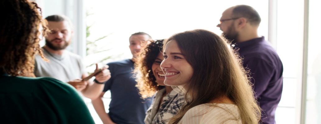 Networking híbrido: como unir o digital e o presencial para ampliar sua rede
